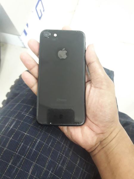 iPhone-7-256gb-jet black(Price-410,000) – Extra Hand Myanmar